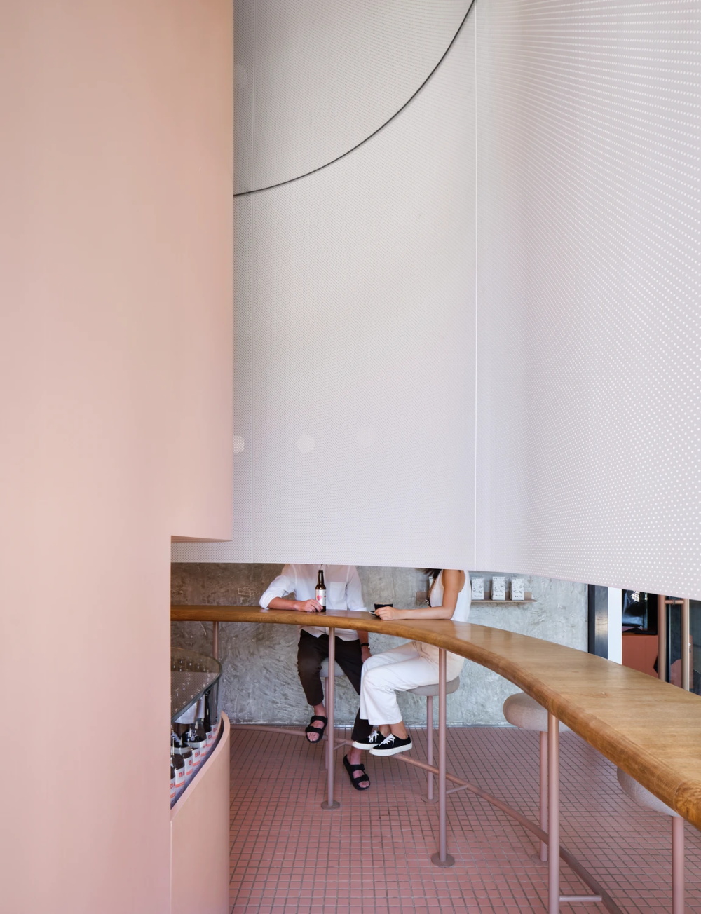 餐飲空間，咖啡店設計，休閑空間，咖啡廳設計，BASIC COFFEE，Office AIO，本質咖啡