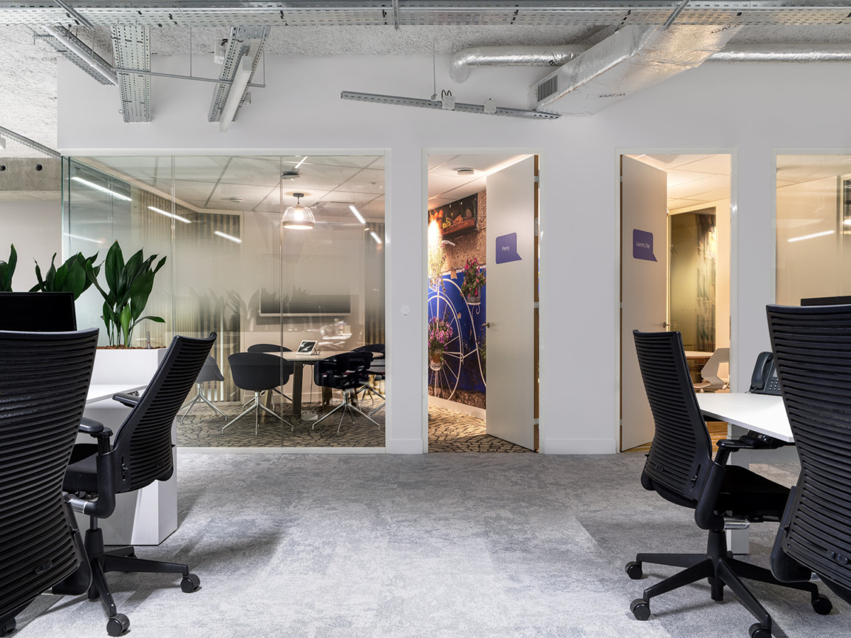 辦公空間,辦公室改造,國外辦公室設計,Booking.com,法國,SINCE Architects