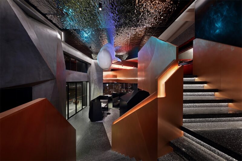 藝鼎新作 | 堅硬的外殼裏，藏著鮮嫩的蝦肉-蝦胡鬧