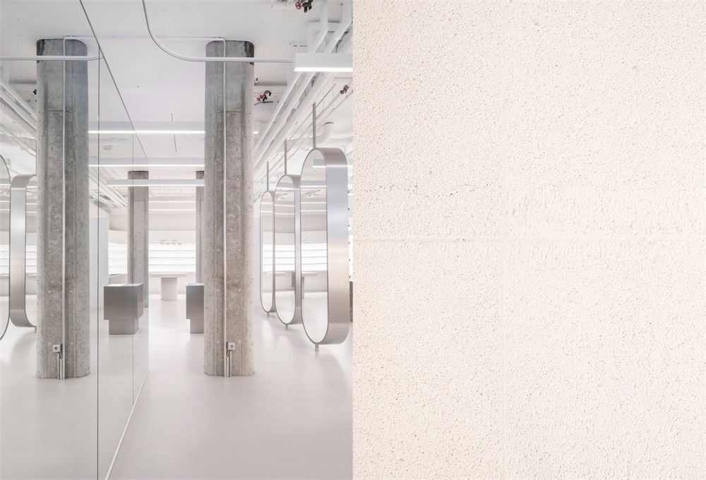 極簡主義，柏林，商業空間，“ins -worthy”美容院，改造設計，Batek Architekten