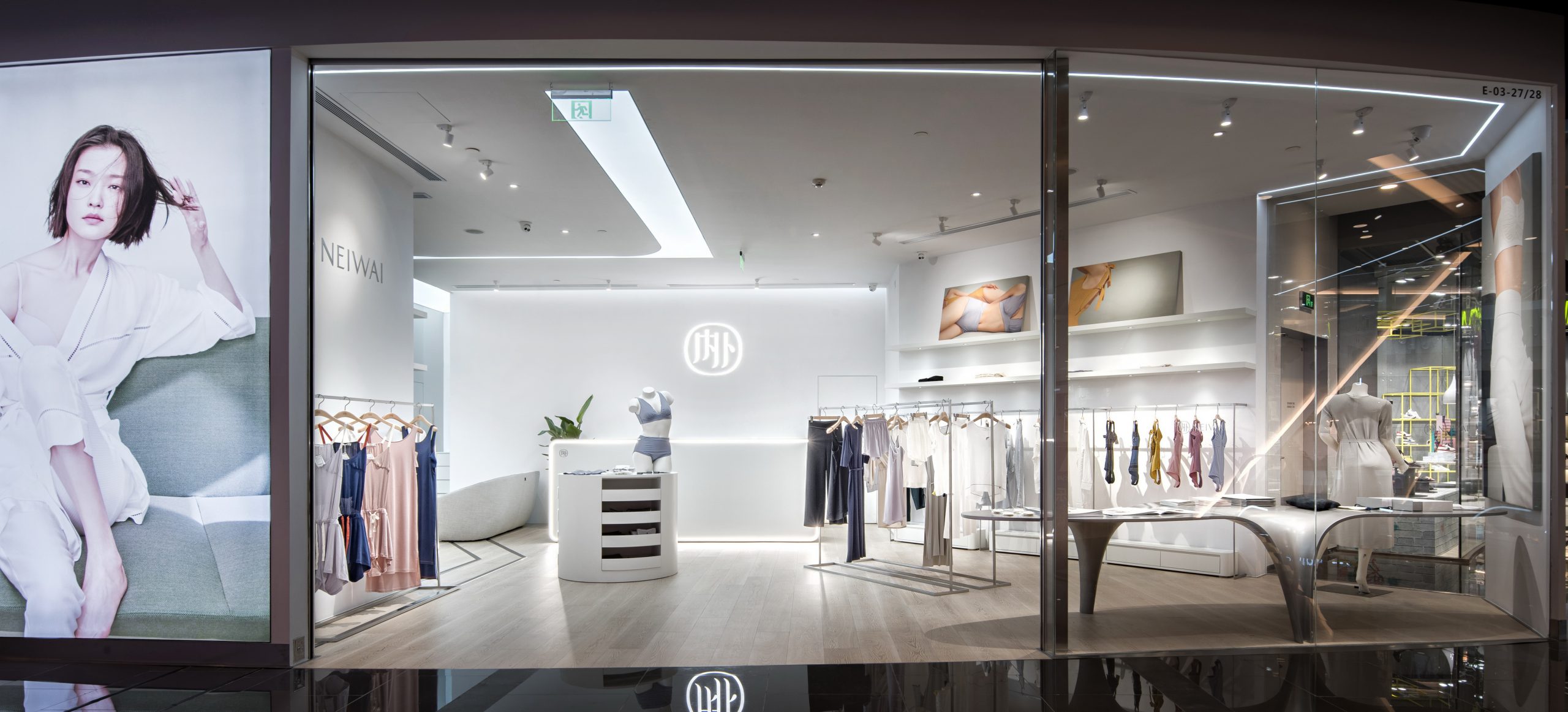 商業空間,店鋪設計,NAN Architects,“NEIWAI”內衣旗艦店,上海,項目投稿