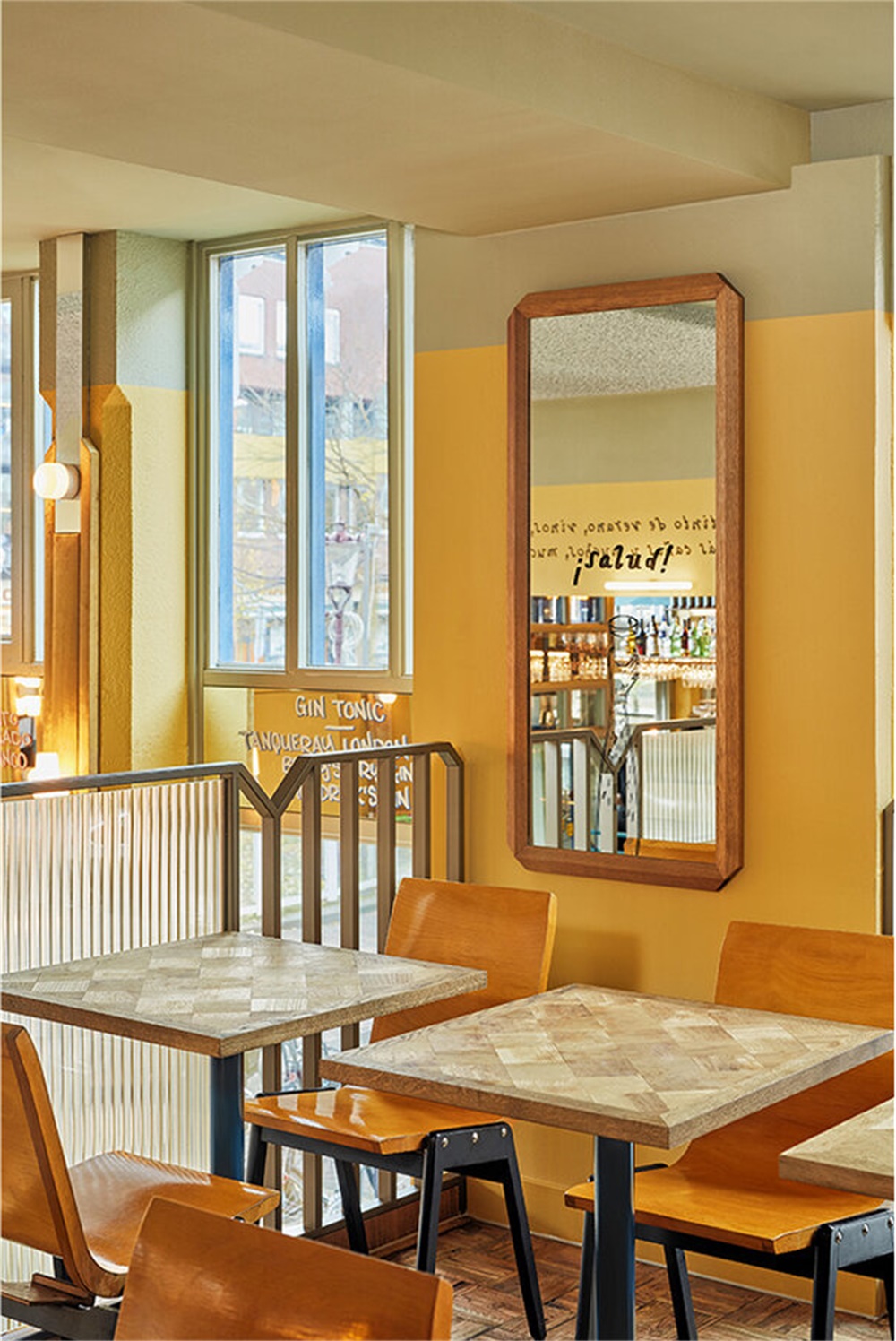 荷蘭阿姆斯特丹,La Cervecería酒館,餐飲空間,酒館改造設計,Studio Modijefsky,地域風情