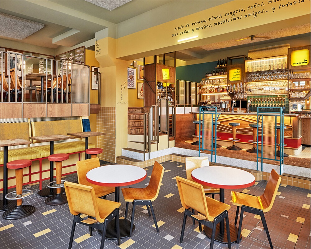 荷蘭阿姆斯特丹,La Cervecería酒館,餐飲空間,酒館改造設計,Studio Modijefsky,地域風情