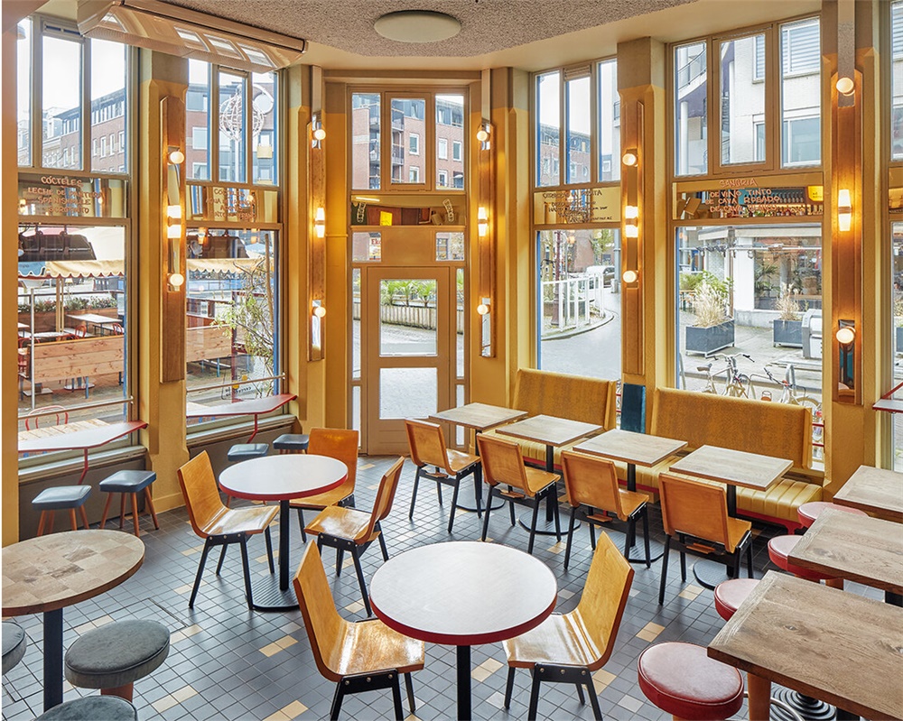 荷蘭阿姆斯特丹,La Cervecería酒館,餐飲空間,酒館改造設計,Studio Modijefsky,地域風情
