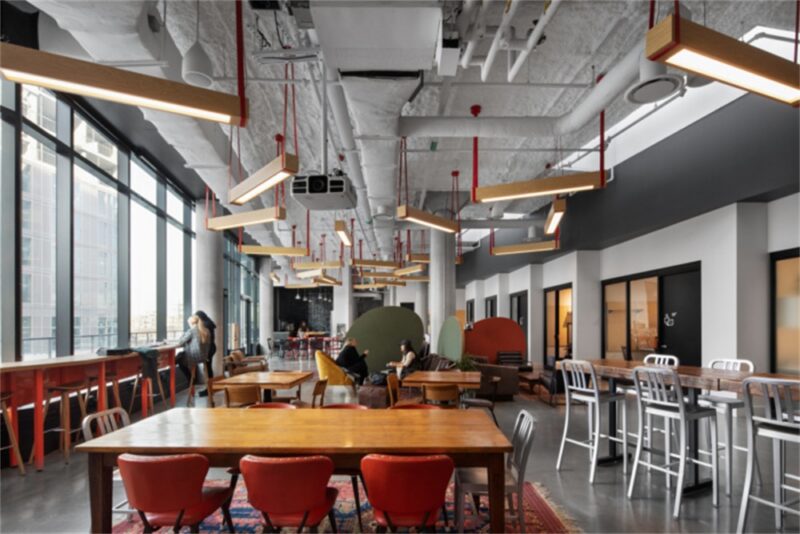 Quadrangle l 多倫多一家專注藝術的聯合辦公室