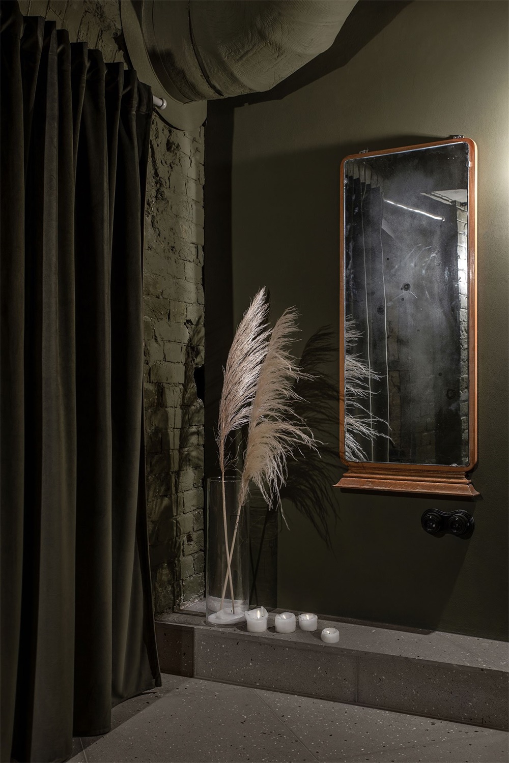 Balthazar地下酒吧,烏克蘭基輔,Rina Lovko,酒吧設計,餐飲空間,倉庫改造