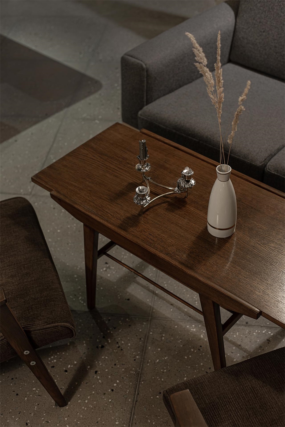 Balthazar地下酒吧,烏克蘭基輔,Rina Lovko,酒吧設計,餐飲空間,倉庫改造