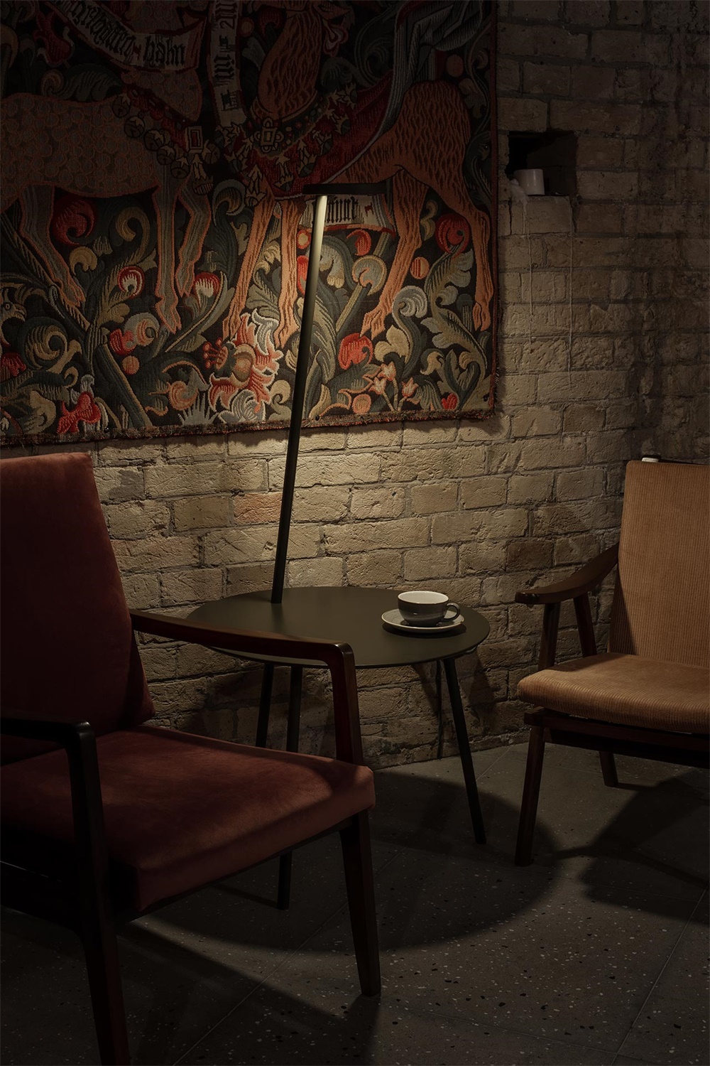 Balthazar地下酒吧,烏克蘭基輔,Rina Lovko,酒吧設計,餐飲空間,倉庫改造