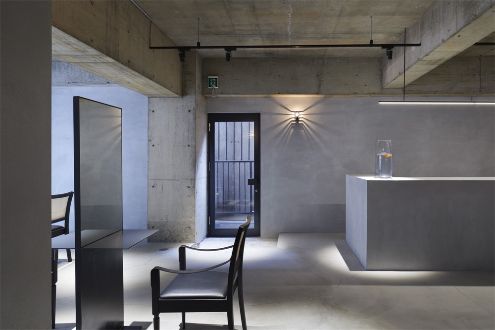 Rire理發店,日本愛知,Airhouse,商業空間,理發店設計,極簡主義