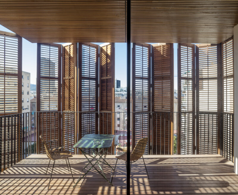 Lussi+Halter&Lola Domenech l 四個朋友的公寓