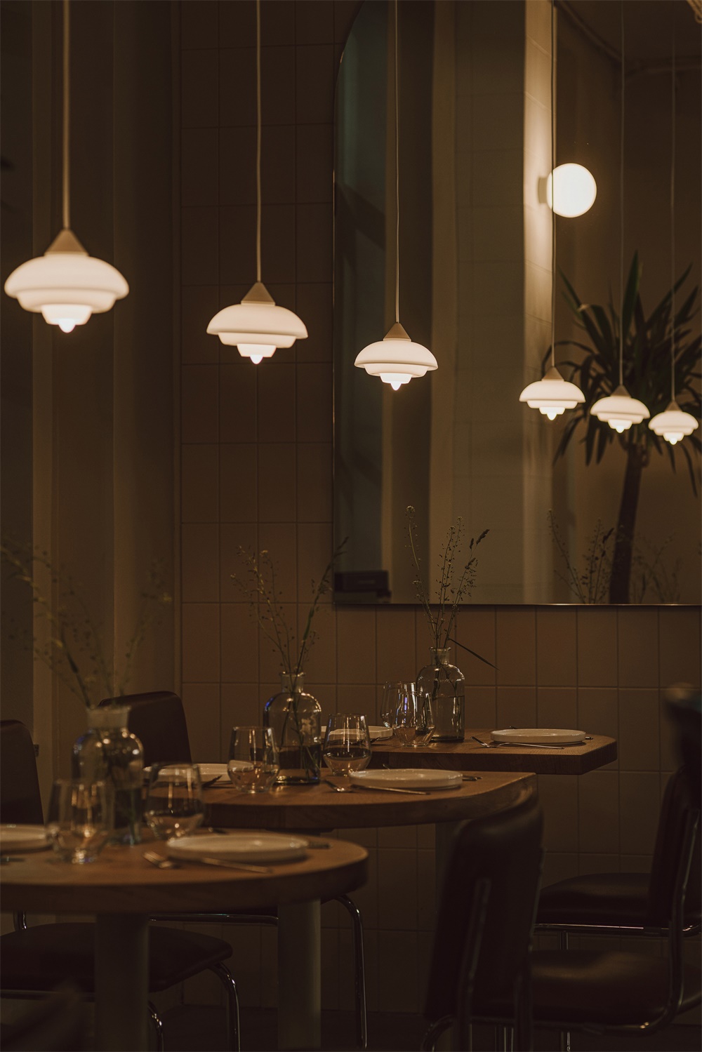 餐飲空間，國外餐廳設計，包豪斯，現代風格餐廳設計，波蘭