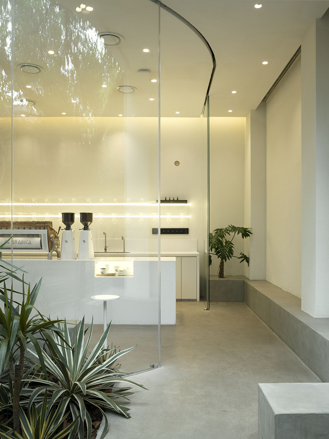 餐飲空間,咖啡廳設計,青山周平,B.L.U.E.建築設計事務所,上海