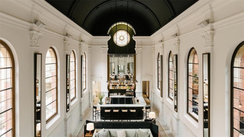 VVDA&WCA l 比利時老建築改造August酒店