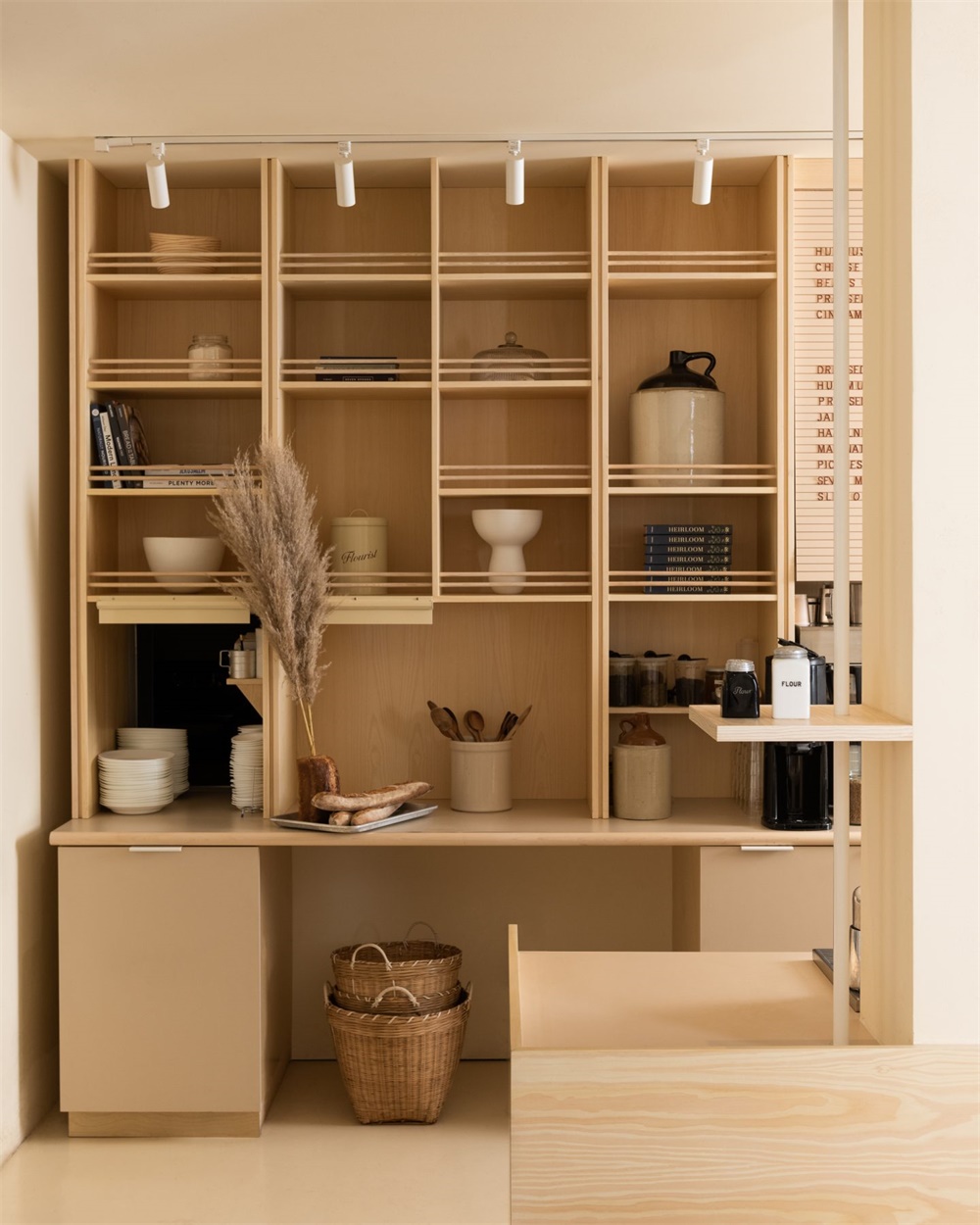 Ste Marie，餐飲空間，麵包店設計，國外麵包坊設計，烘焙房設計，Flourist