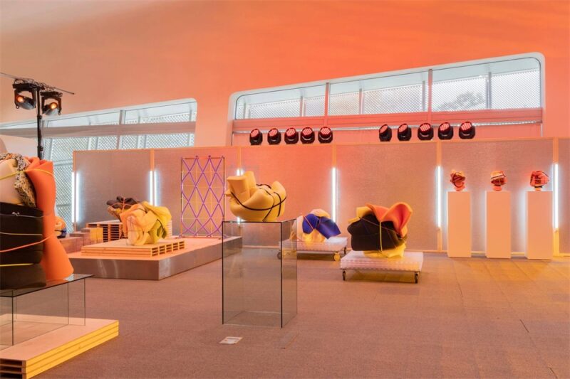 Studio Unravel | 首爾3CE彩妝品牌展