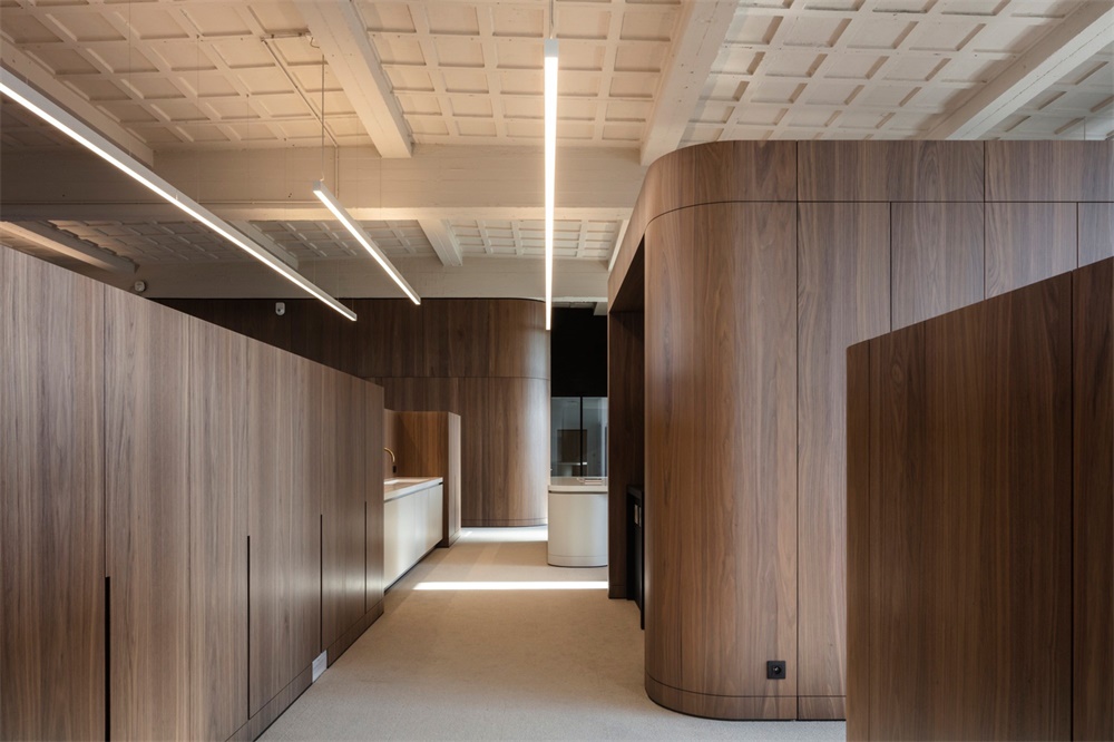 辦公空間,廠房改造設計,Vandewiele,集團辦公室總部,比利時,廠房辦公室