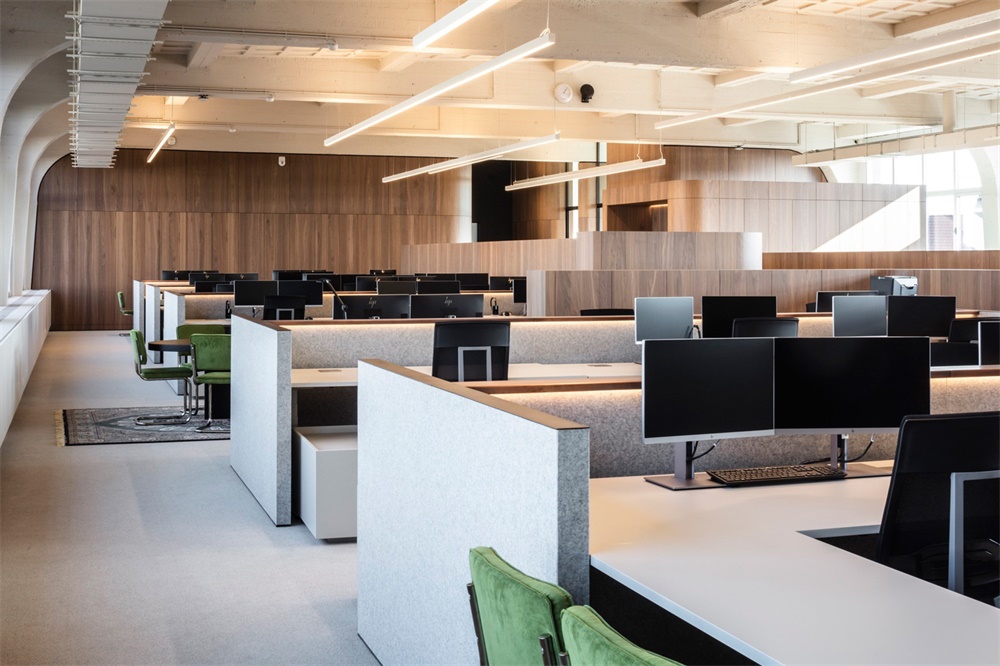 辦公空間，廠房改造設計，Vandewiele，集團辦公室總部，比利時，廠房辦公室