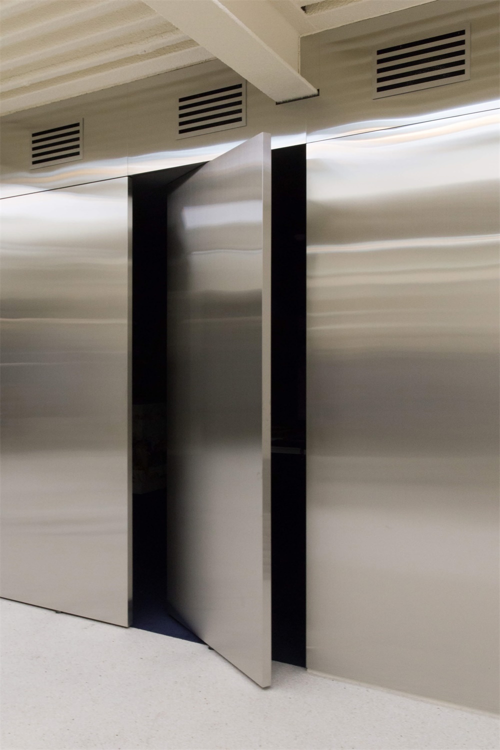 商業空間,國外零售空間設計,旗艦店,首爾,服裝品牌旗艦店,項目投稿