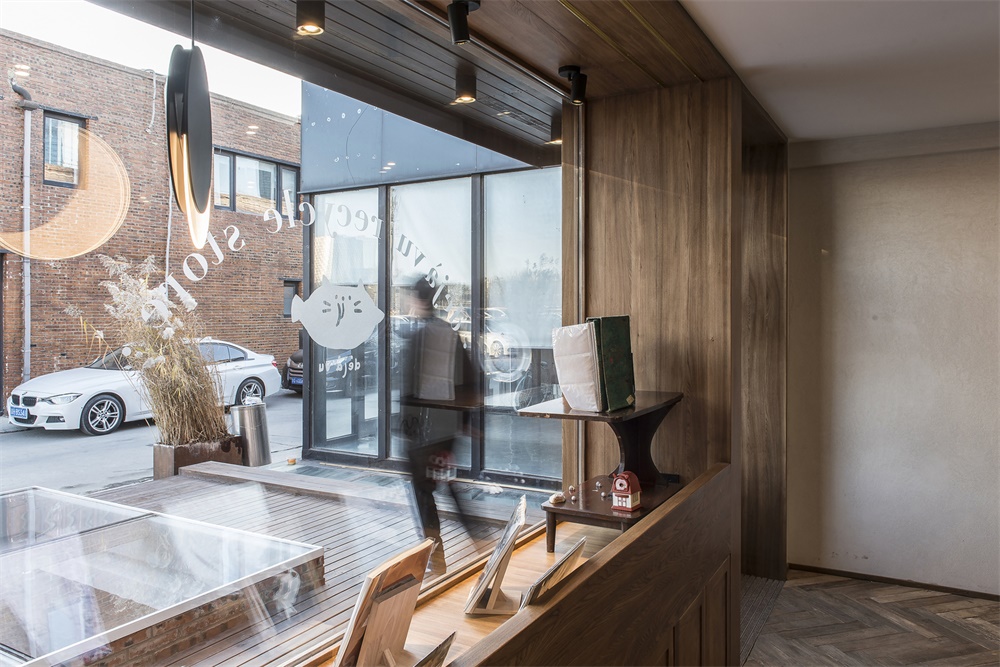 商業空間，多抓魚線下空間，未來以北工作室，書店設計，北京，懷舊空間