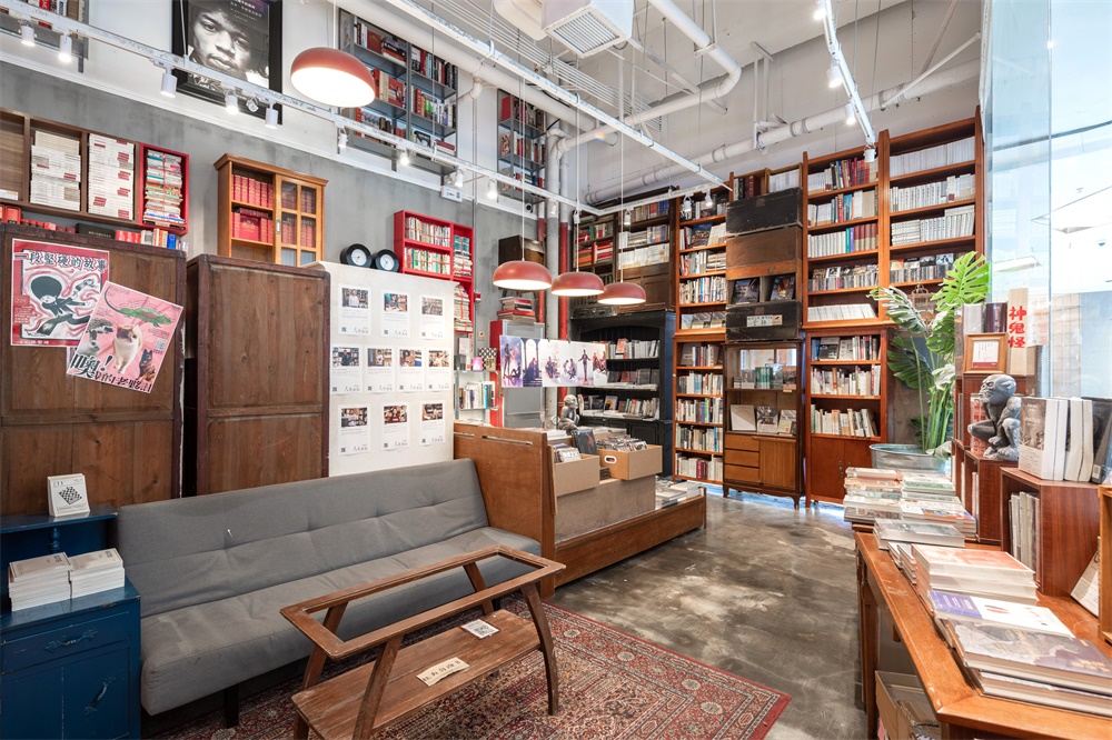 商業空間，廣州獨立書店，獨立書店設計，書店設計，廣州北京路，1200bookshop，負空間設計，項目投稿
