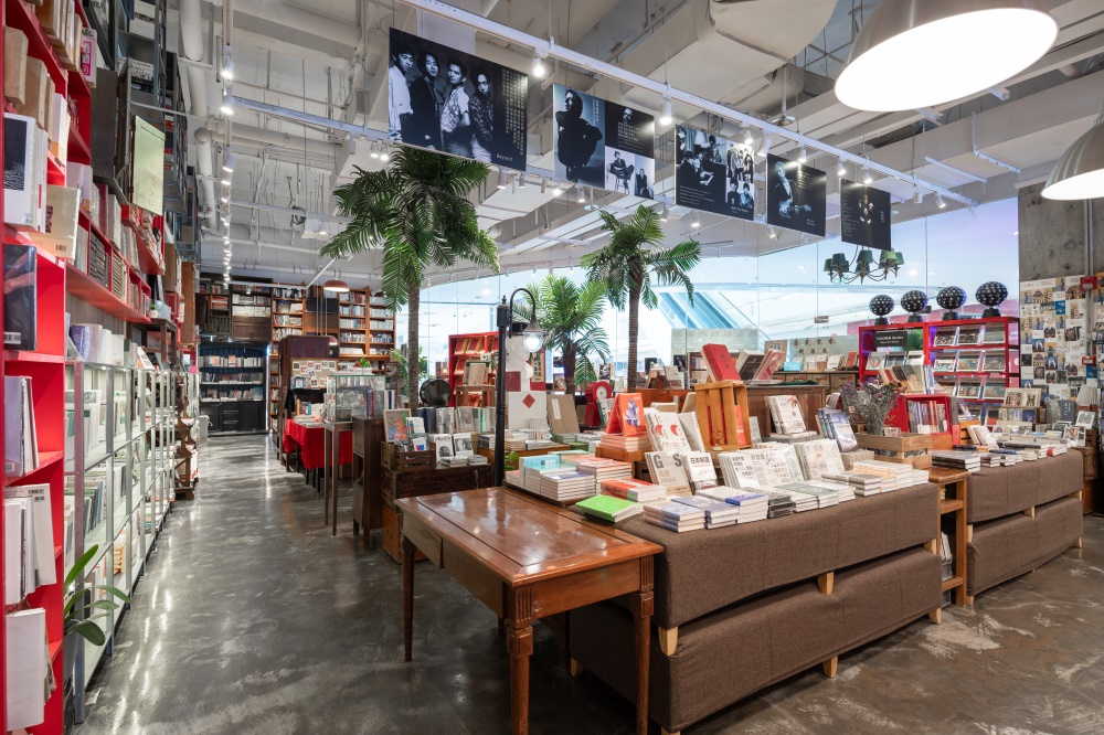 商業空間，廣州獨立書店，獨立書店設計，書店設計，廣州北京路，1200bookshop，負空間設計，項目投稿