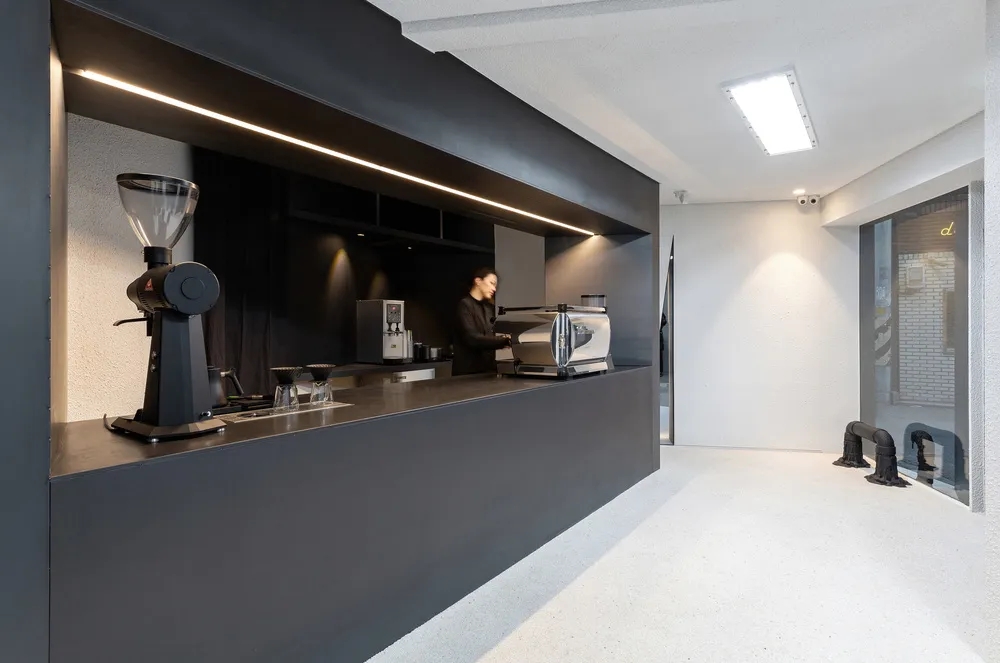 餐飲空間，咖啡吧，首爾，國外咖啡廳設計，Slit café