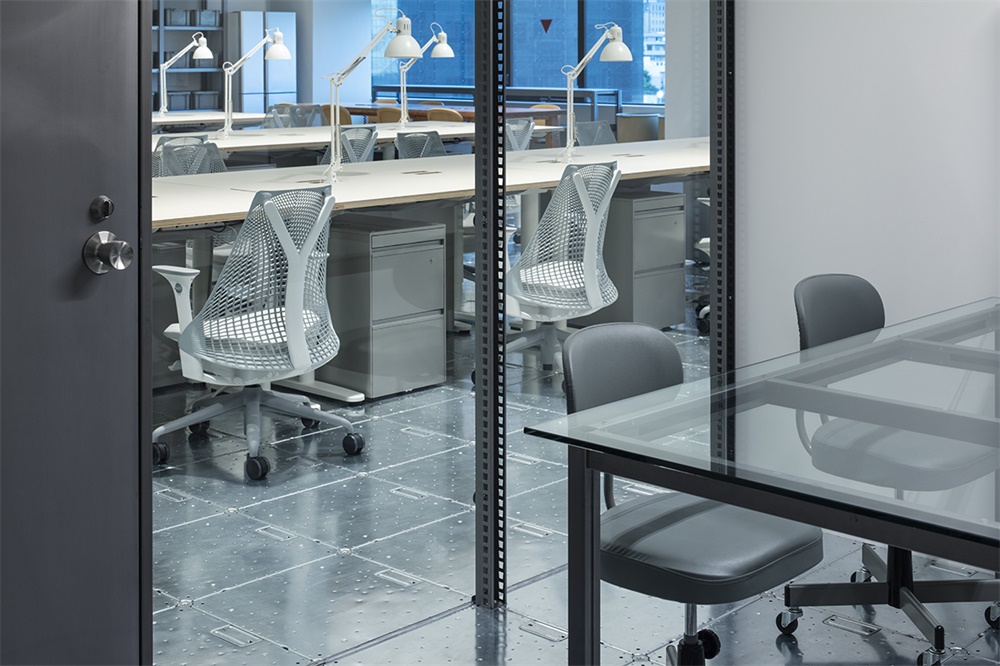 辦公空間，東京，Schemata Architects，日式極簡設計，辦公室設計，Rhizomatiks，金屬感