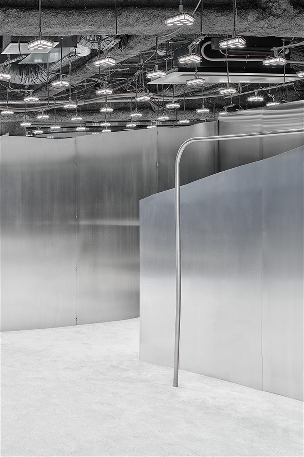 商業空間,零售空間,零售店設計,品牌店設計,名古屋,Acne Studios,服裝店設計