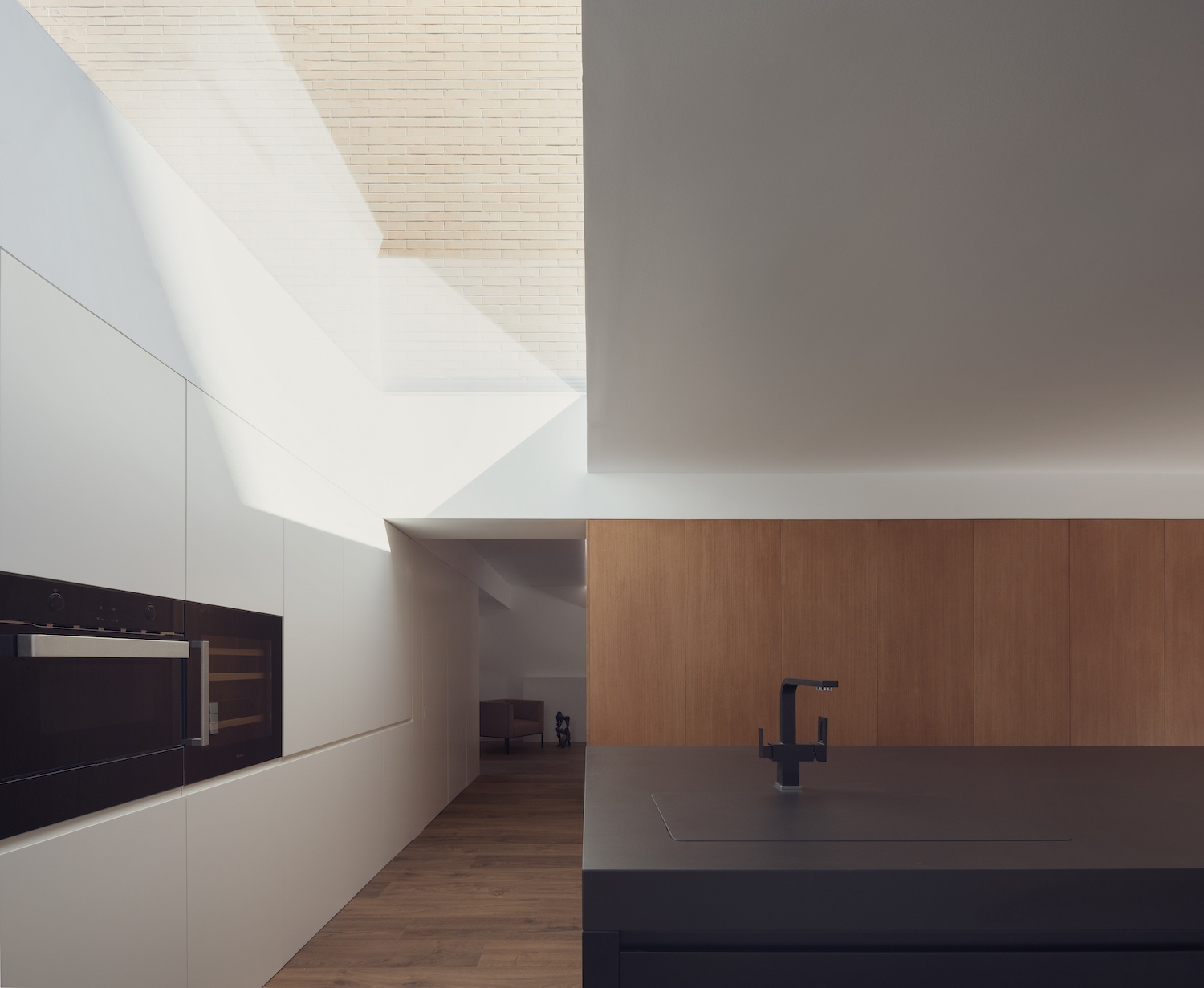 住宅空間,極簡主義住宅,Balzar Arquitectos,極簡空間設計,瓦倫西亞,住宅翻新設計