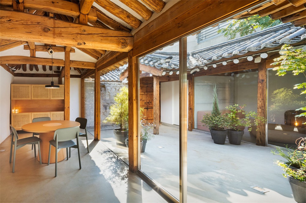 餐飲空間，首爾，咖啡廳設計，Samcheongdong，藍瓶咖啡，Blue Bottle Coffee