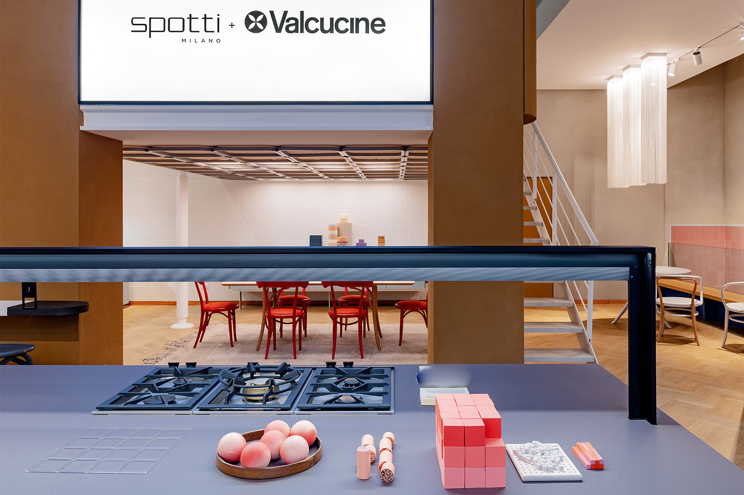 商業空間，陳列室設計，Marcante-Testa，家居陳列室，意大利家居品牌，Spotti