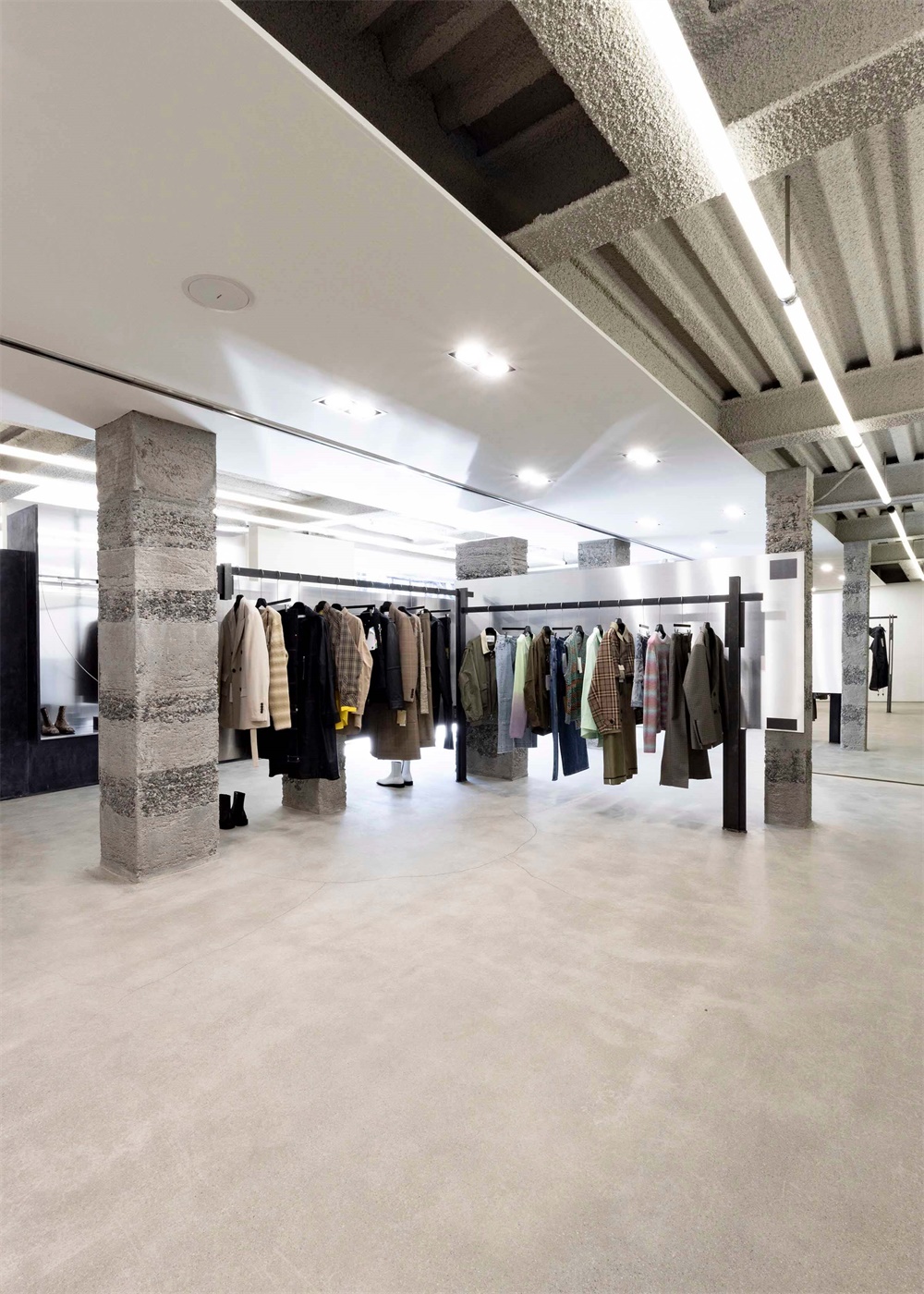 Creative Studio Unravel，商業空間，韓國設計團隊，首爾，服裝店設計，品牌店設計，零售店設計，商業零售，Andersson Bell