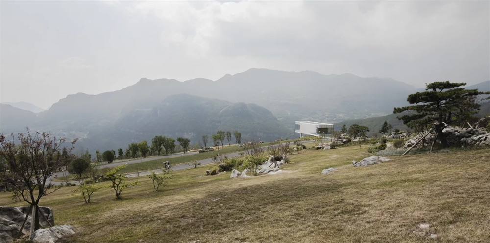 餐飲空間，餐廳設計，“漂浮的島嶼”，C+ Architects，重慶，懶壩大地藝術節，法式餐廳設計