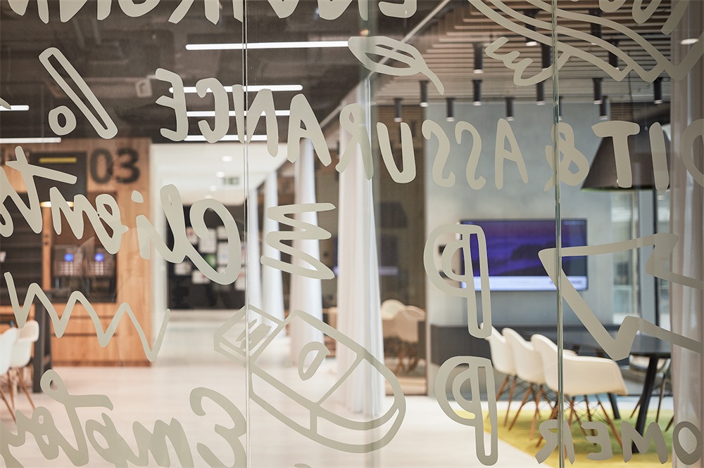 辦公空間，Deloitte，德勤會計師事務所，布拉格，辦公室設計，現代風格辦公室