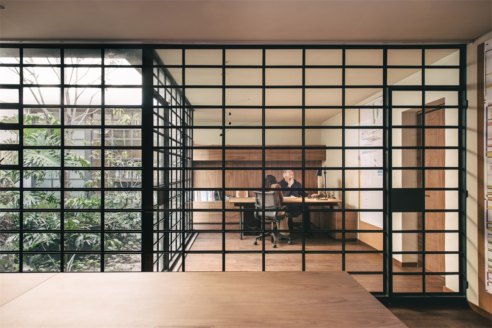 辦公空間，建築改造，設計工作室，墨西哥城，倉庫改造，Esrawe Studio