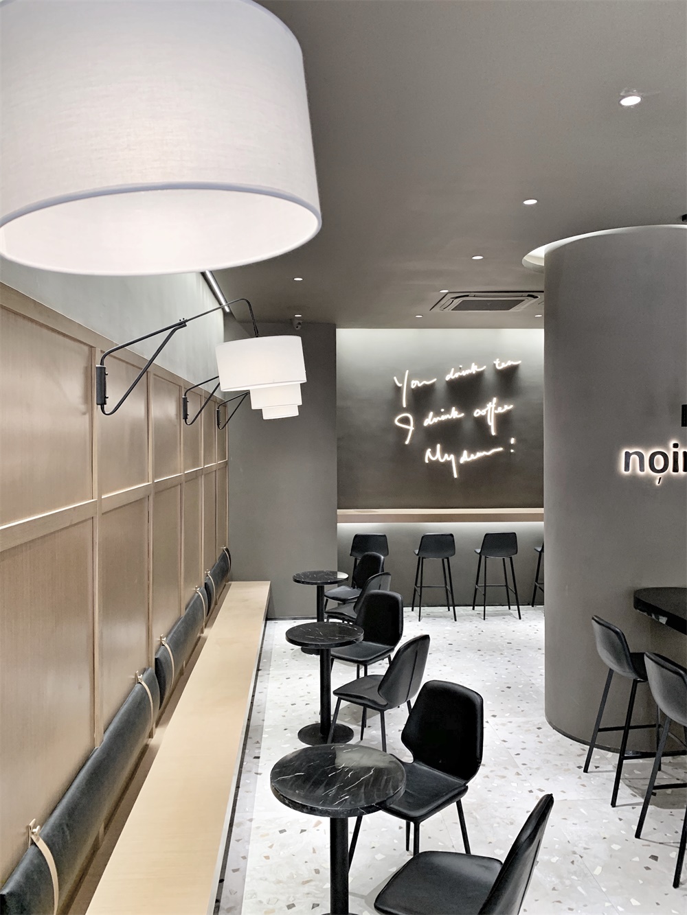 餐飲空間，咖啡廳設計，咖啡店設計，廣州，睿上形素，RSXS design，noir cafe