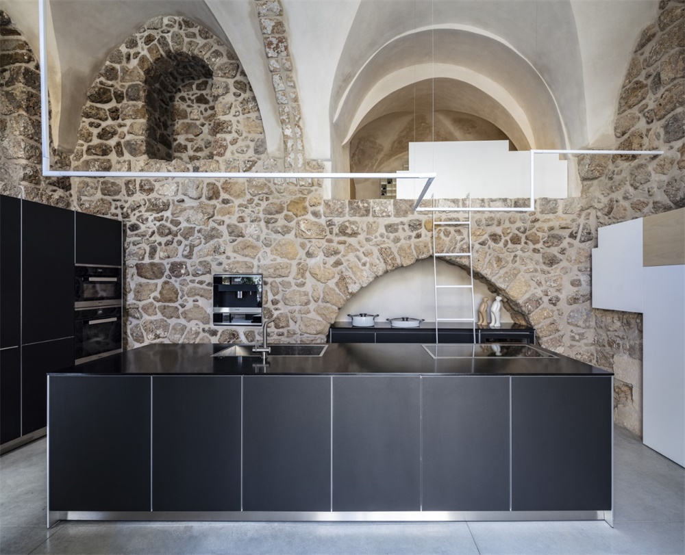 住宅空間,Pitsou Kedem Architects,以色列,建築改造,曆史建築改造,現代風格住宅設計