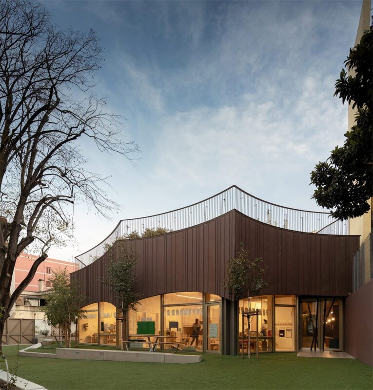 ARX Portugal | 裏斯本紅橋學校