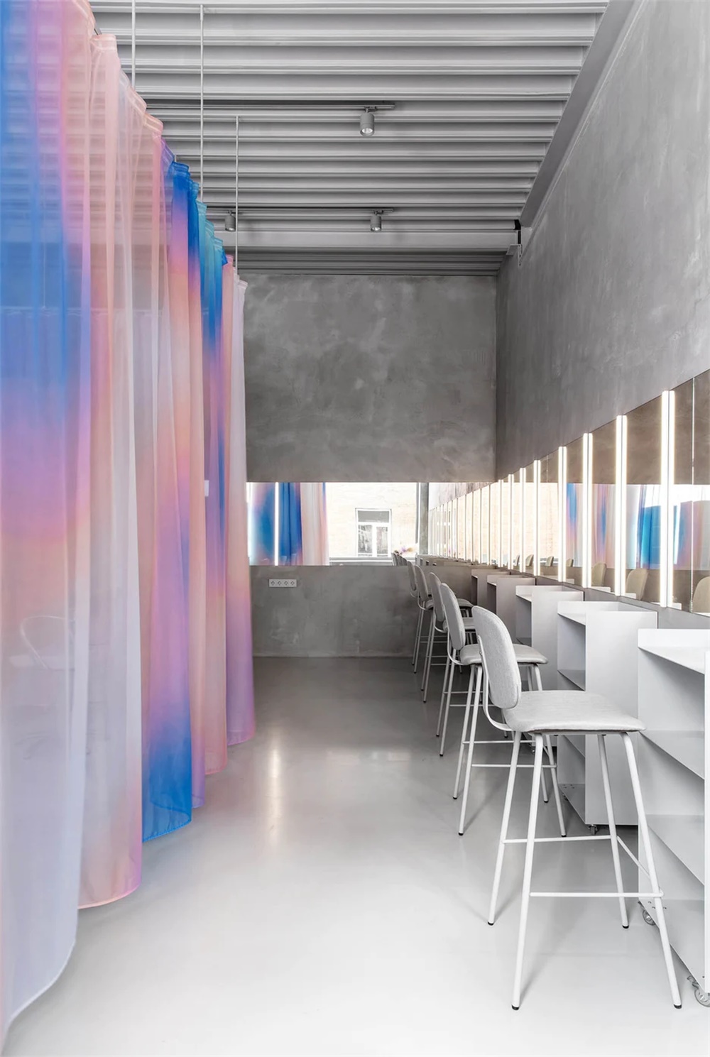 辦公空間,聯合辦公空間,美容聯合辦公空間,共享辦公室,國外聯合辦公空間,Eduard Eremchuk