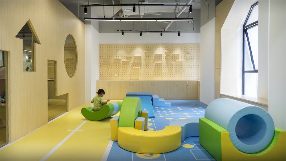廣東厚幾設計,廣州敏樂加,少兒體適能培訓空間設計,兒童娛樂中心設計,項目投稿