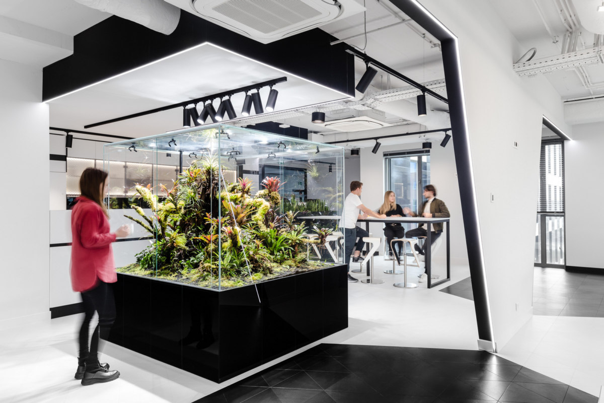 辦公空間,未來主義設計,科幻感辦公室,科技公司辦公室,波蘭華沙