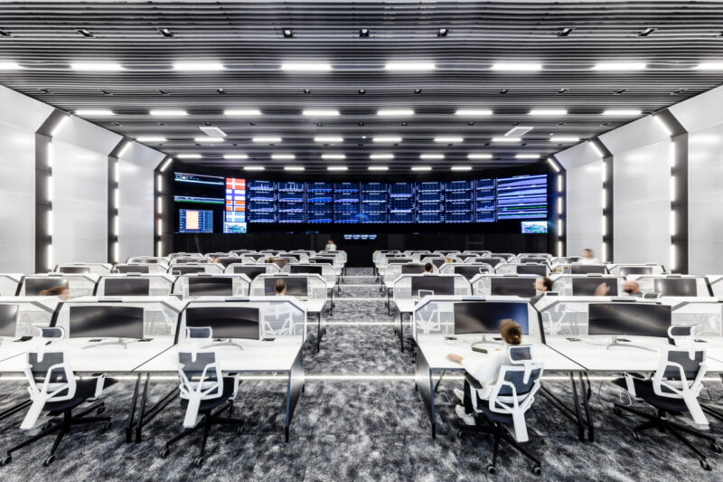 Workplace | 波蘭Horizon未來感辦公室設計