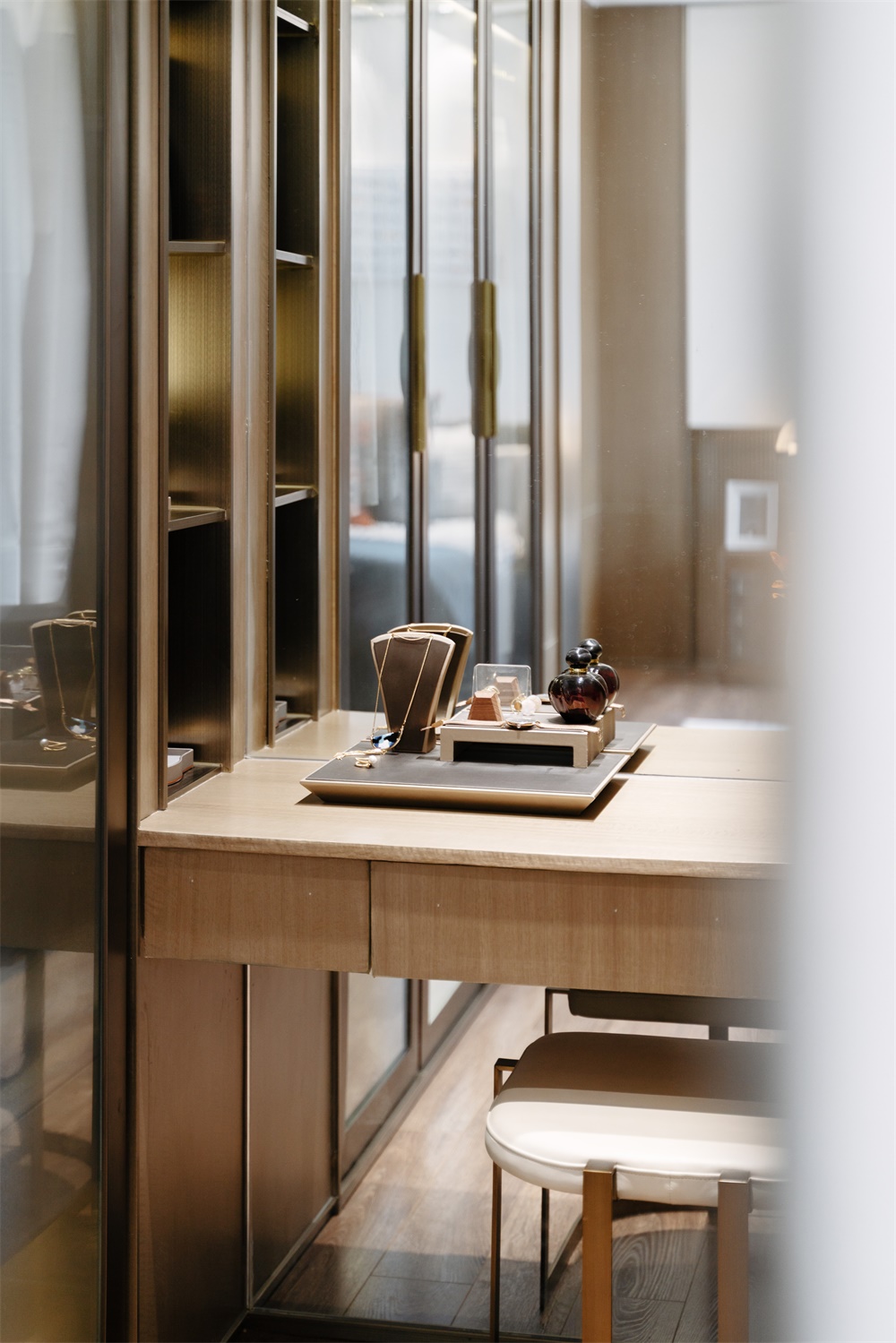 住宅空間,現代住宅空間,別墅設計,聚舍聯合,廣州增城,招商 · 雍景灣,項目投稿