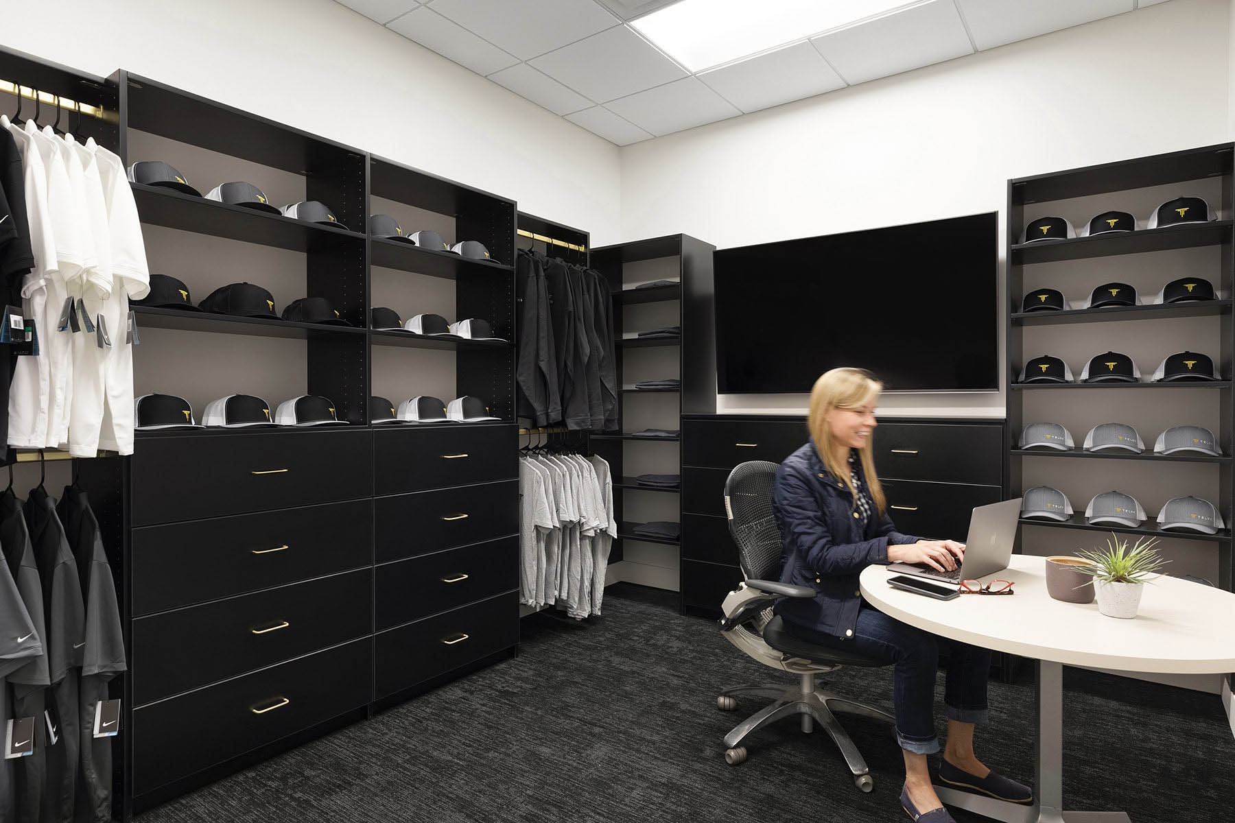 建築公司辦公室設計,辦公室設計,工業風辦公室設計,現代風格辦公室設計,國外辦公室設計,開放式辦公室設計,設計公司辦公室設計,簡約辦公室設計