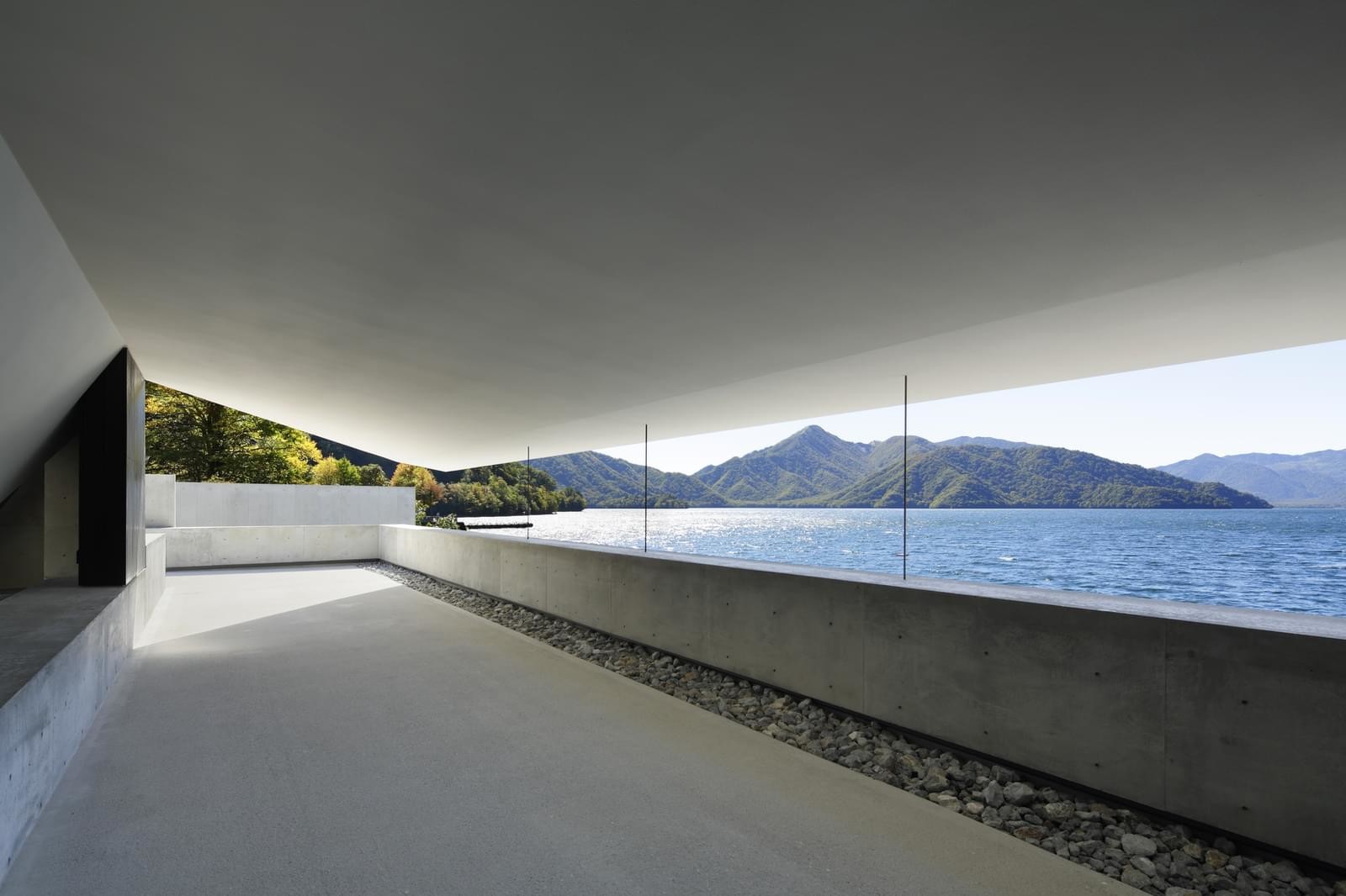 住宅設計,別墅設計,現代住宅設計,住宅空間設計,濱湖別墅,日本中禪寺濱湖別墅,Nikken Sekkei設計,Nikken Sekkei設計作品