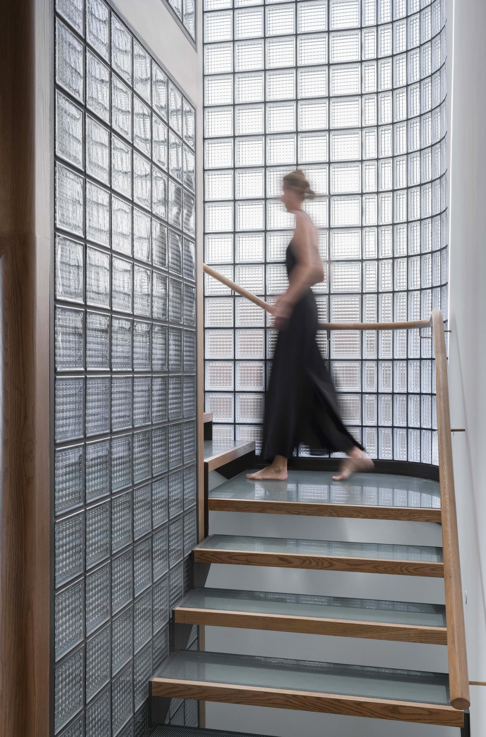 國外別墅設計,海景別墅,玻璃磚,別墅設計,豪宅設計,600㎡別墅設計