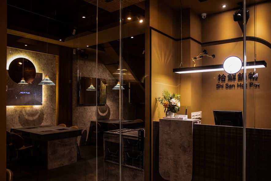 弄木人文空間,拾鮮鍋物設計,餐廳設計,台灣設計,新東方風格,莊舒雲,竹取鑿光