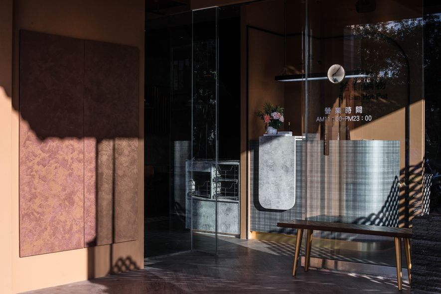 弄木人文空間,拾鮮鍋物設計,餐廳設計,台灣設計,新東方風格,莊舒雲,竹取鑿光