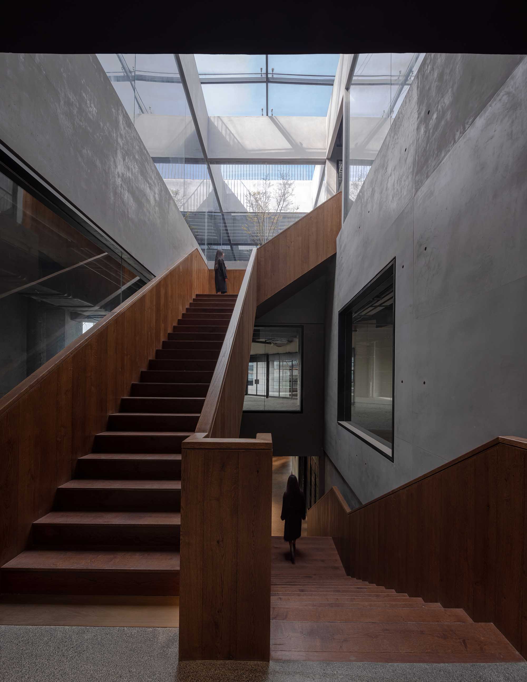 建築改造,建築改造設計,廠房改造,廠房改造設計,文化建築改造,展覽類建築改造,藝術空間改造設計,藝術空間改造,創意辦公室,創意辦公空間設計,創意辦公改造,舊建築改造設計,上海本哲建築,上海本哲建築設計公司,上海本哲建築設計作品