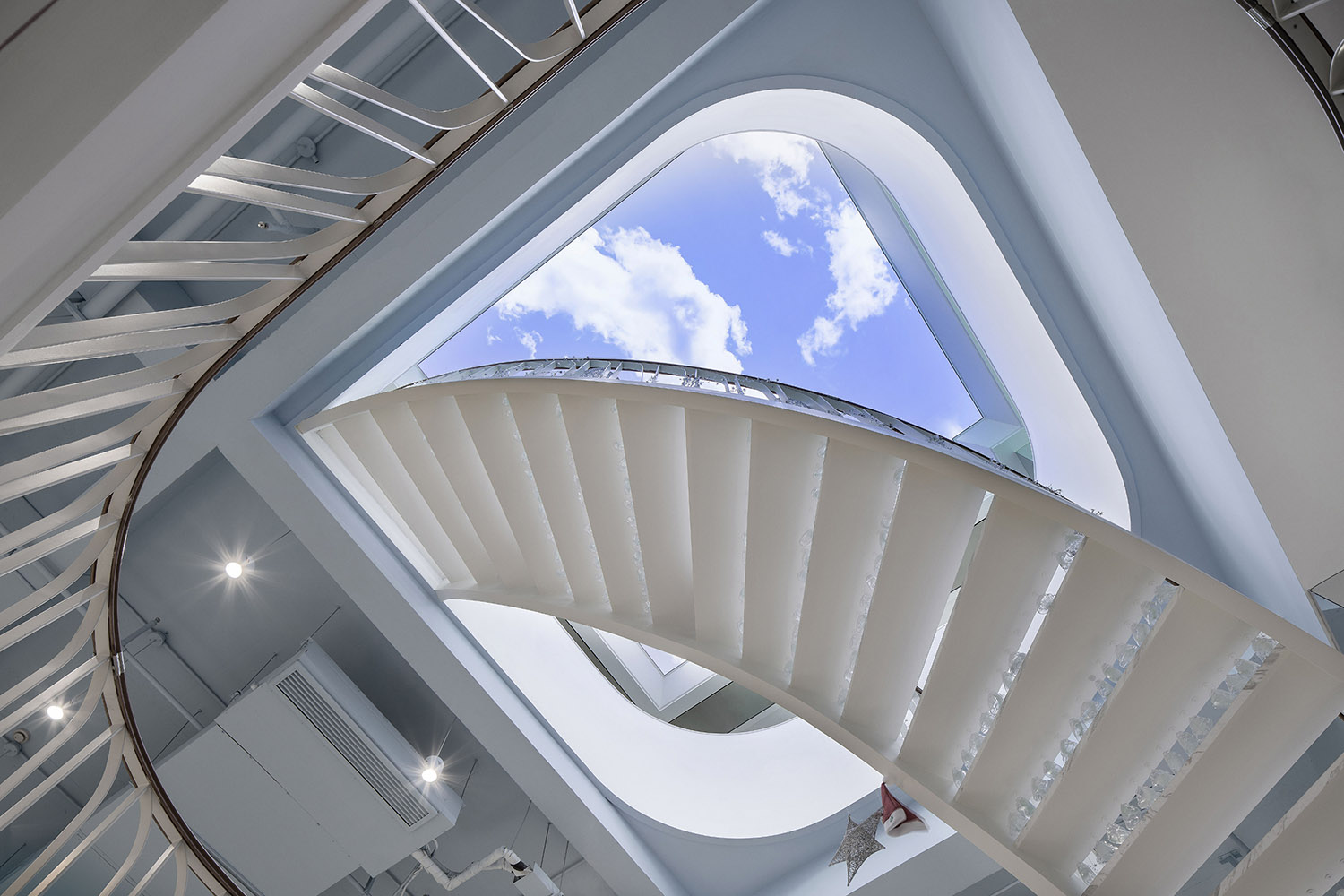 辦公室設計,辦公空間設計,現代風格辦公室設計,上海辦公室設計,科技公司辦公室設計,時象設計,時象空間設計